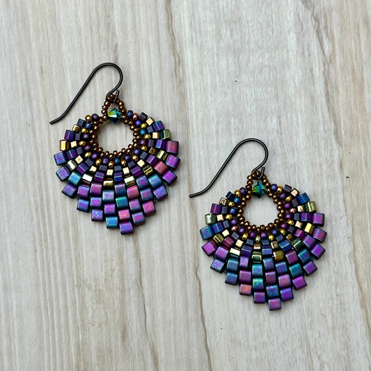 Iridescent Plum Basket Earring - Medium