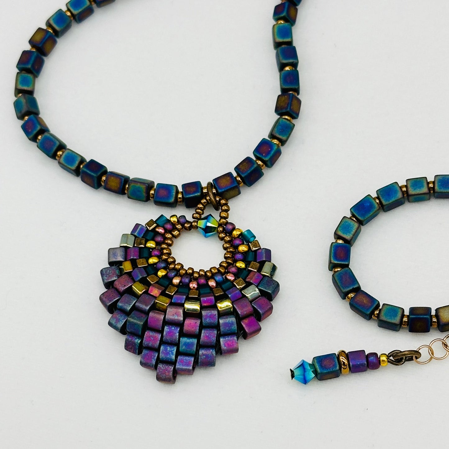 Medium Iridescent Plum Basket Necklace