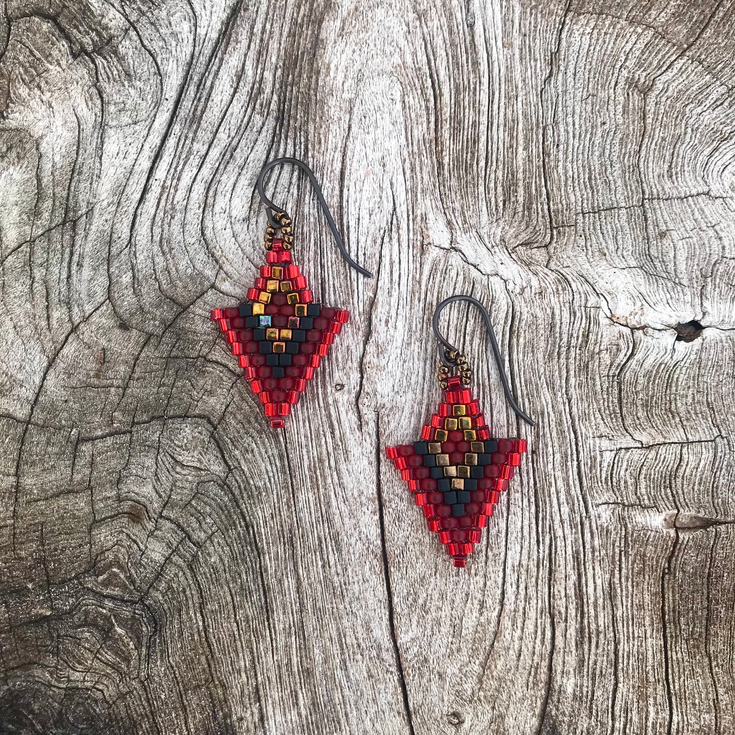Red Power Points Earrings - Medium